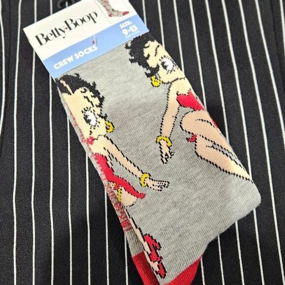 Betty Boop Accessories - New RETRO BETTY BOOP RED DRESS ADULT GREY CREW SOCKS